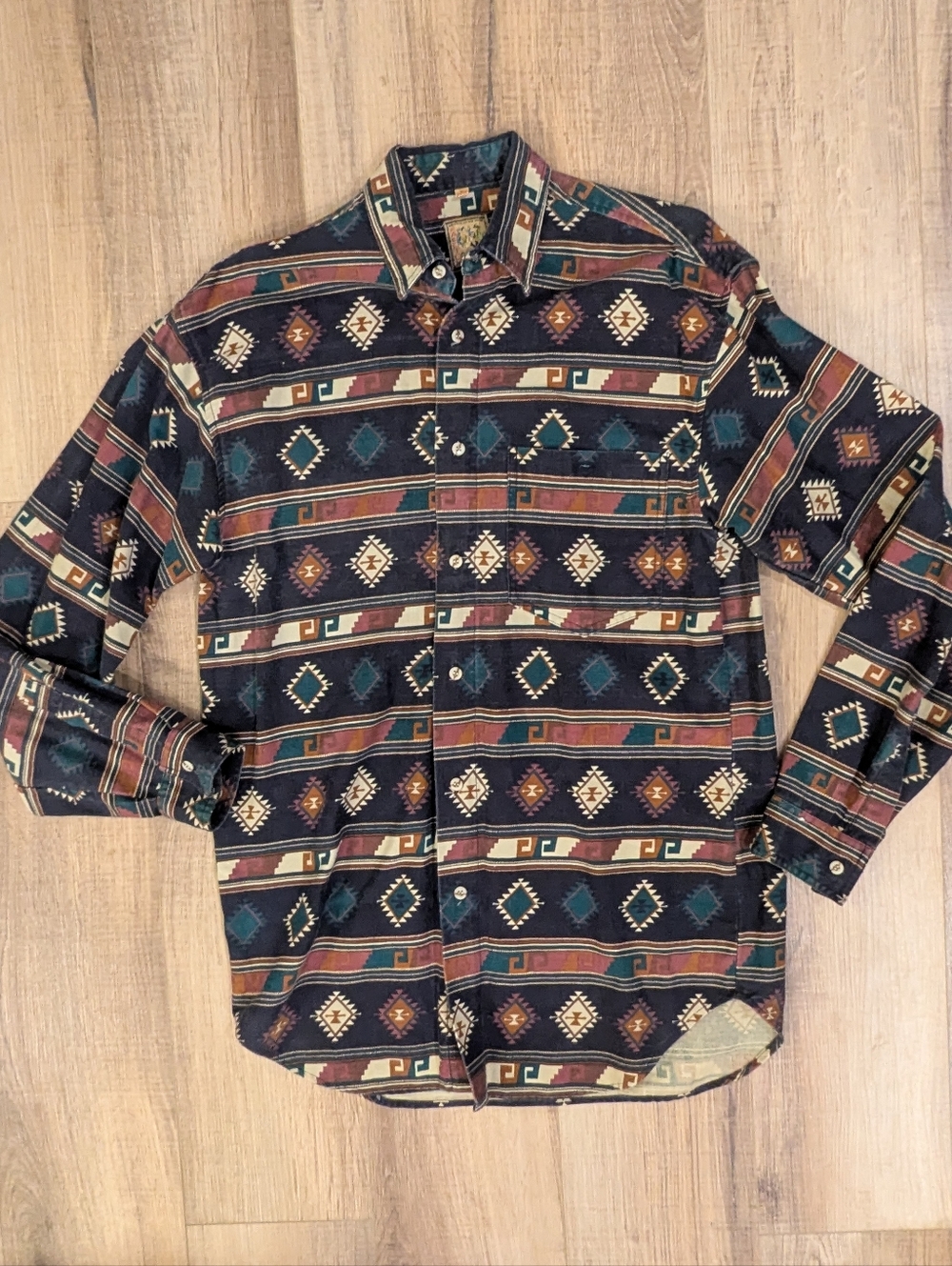 Vintage Fashion Report Southwestern Aztec Button Up Shirt Mens Small Cotton